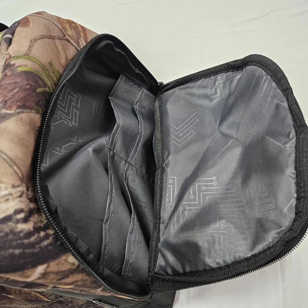 SWISS BLADE SE Camouflage Multi-Purpose Travel Duffle Bag with Shoulder Strap